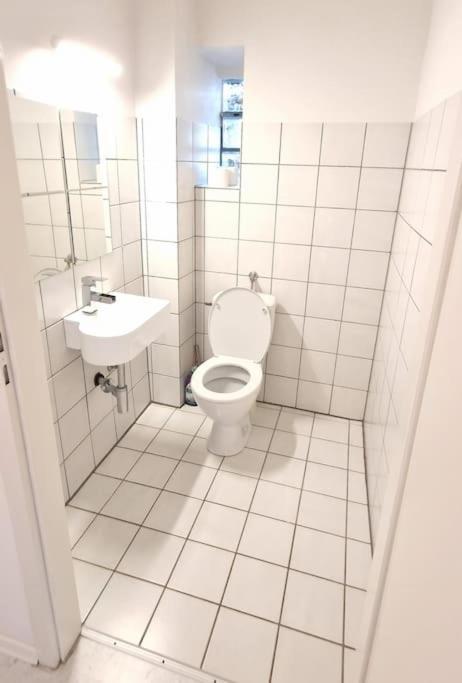 Luna City-Apartment 80Qm 2 Zimmer 2 Baeder 20Km Messe Airport 크레펠트 외부 사진