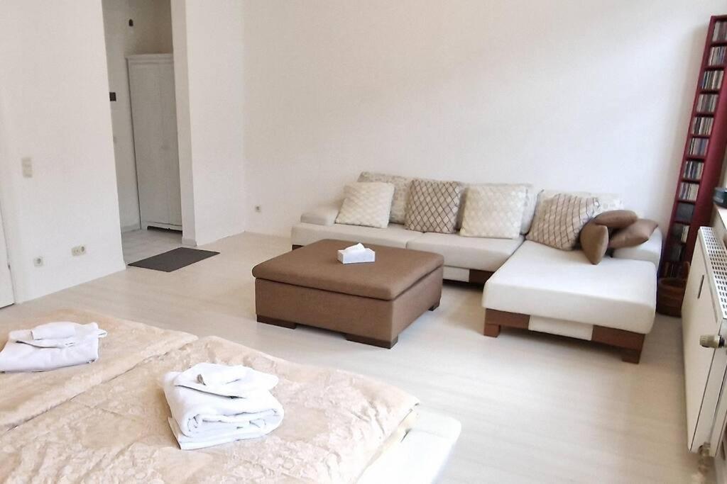 Luna City-Apartment 80Qm 2 Zimmer 2 Baeder 20Km Messe Airport 크레펠트 외부 사진